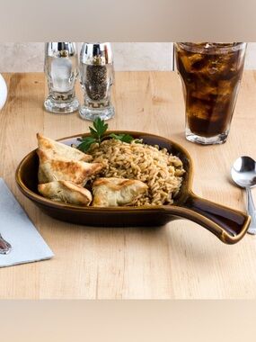Tuxton BAP-100 12 oz. Caramel China Fry Pan Server
